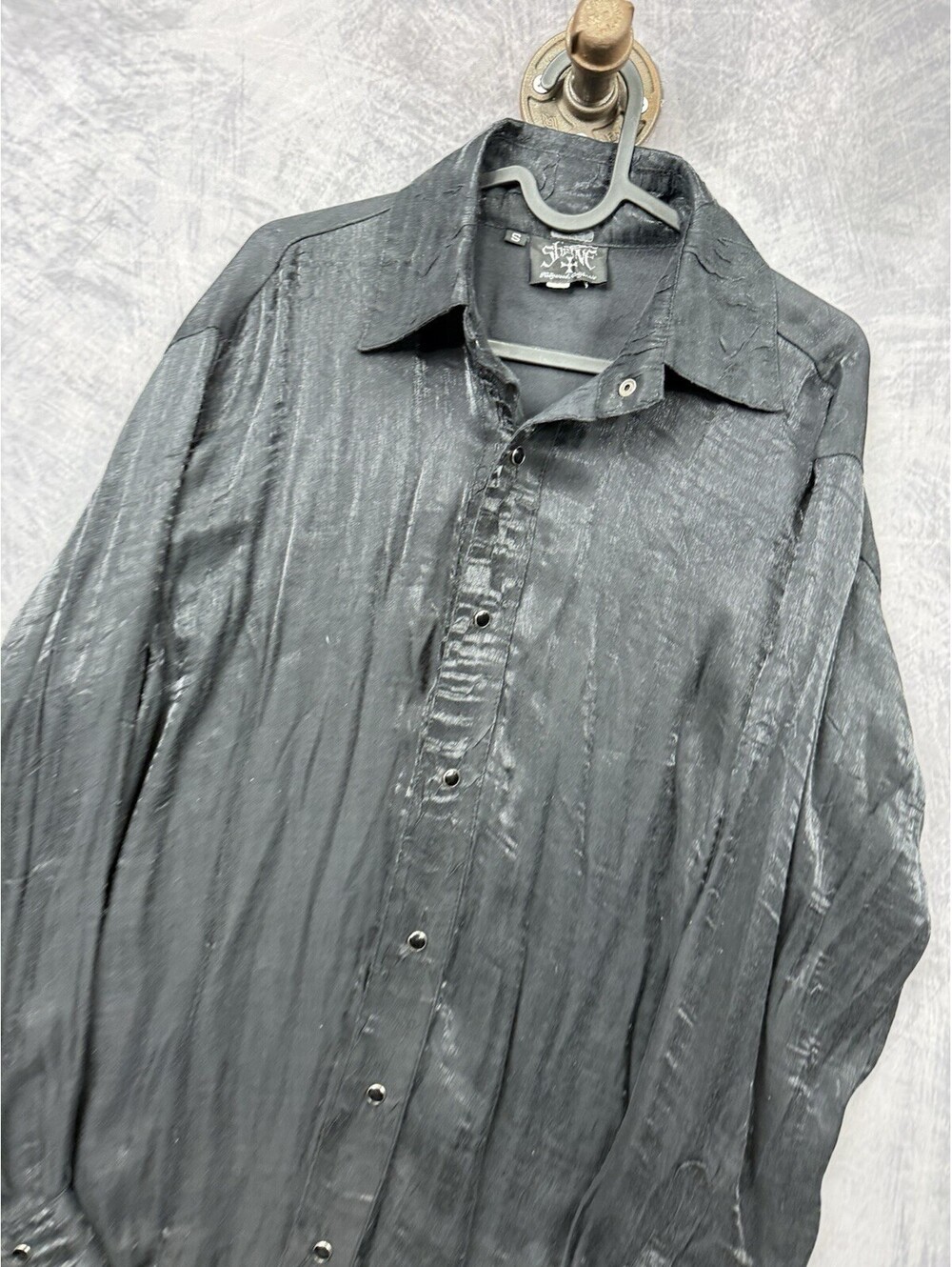 Vintage Shrine Hollywood Goth Vampire Men’s Black Snap Up Shirt 21x30 USA Size S